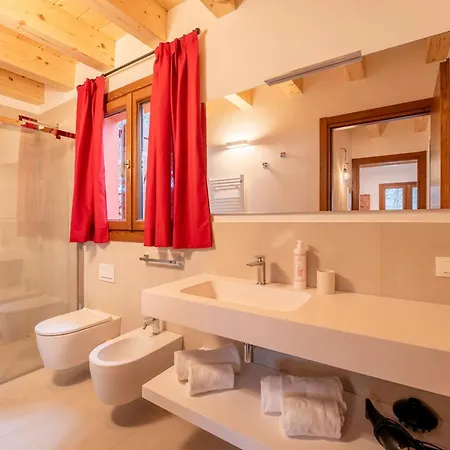 Rossa By Wonderful Italy